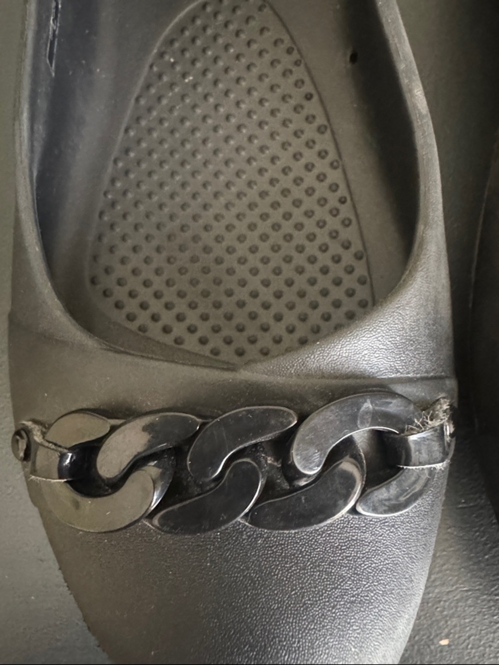Crocs Women’s Black Chain‑Accent Ballet Flats – Size 9W (Used) - Picture 10 of 12